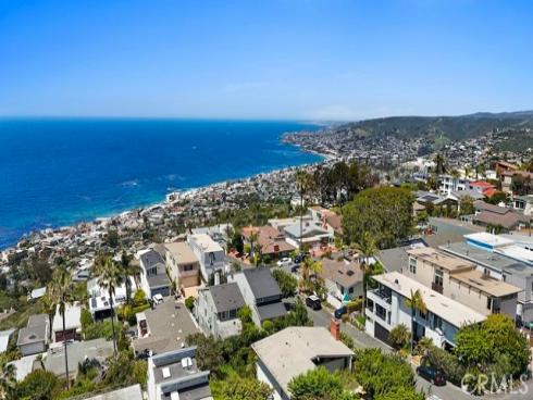 883 Katella Street, Laguna Beach, CA