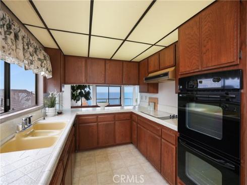 883 Katella Street, Laguna Beach, CA