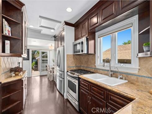 541 Thalia Street , Laguna Beach, CA