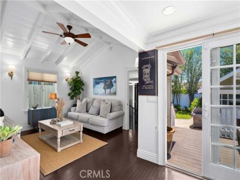 541 Thalia Street , Laguna Beach, CA