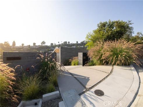 1000 Oriole Drive, Laguna Beach, CA