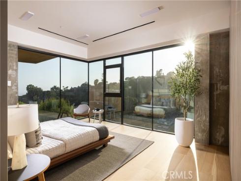 1000 Oriole Drive, Laguna Beach, CA