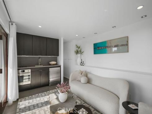 1119  Katella   Street, Laguna Beach, CA