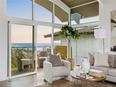 1385  Terrace Way  , Laguna Beach, CA