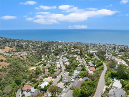 1385  Terrace Way  , Laguna Beach, CA