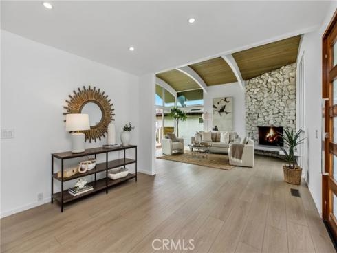 1385  Terrace Way  , Laguna Beach, CA