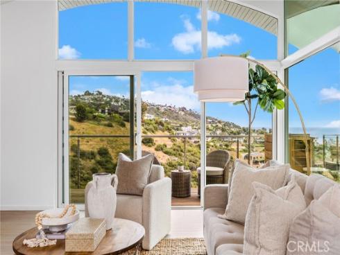 1385  Terrace Way  , Laguna Beach, CA