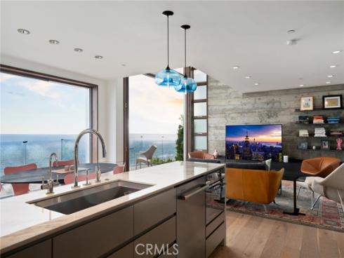 2517  Iris   Way, Laguna Beach, CA