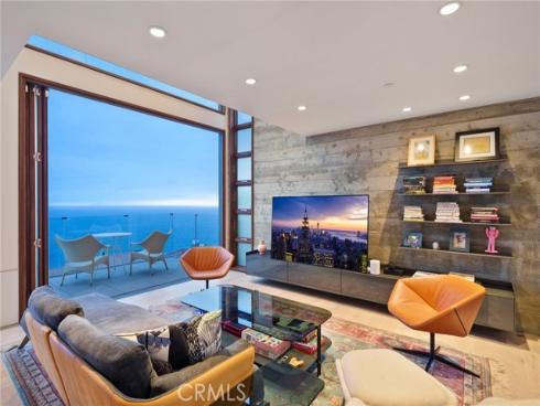 2517  Iris   Way, Laguna Beach, CA