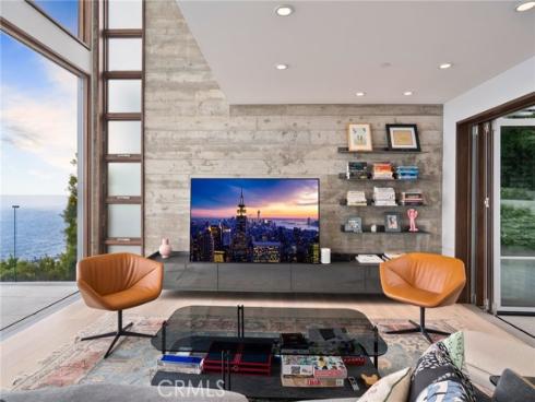 2517  Iris   Way, Laguna Beach, CA