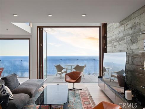 2517  Iris   Way, Laguna Beach, CA