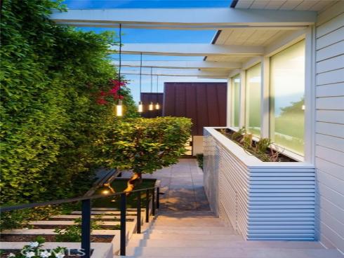 2517  Iris   Way, Laguna Beach, CA