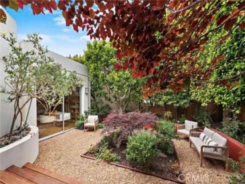 970 Quivera Street, Laguna Beach, CA