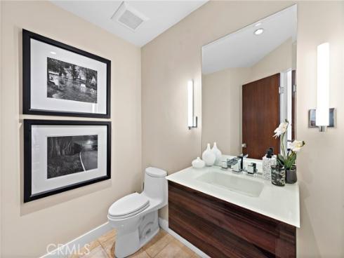 970 Quivera Street, Laguna Beach, CA