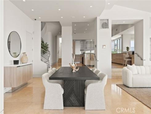 900  Gainsborough   Drive, Laguna Beach, CA