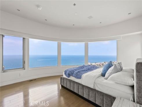 900  Gainsborough   Drive, Laguna Beach, CA