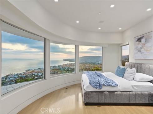 900  Gainsborough   Drive, Laguna Beach, CA