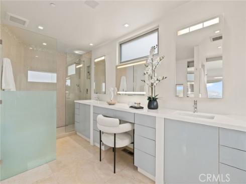 900  Gainsborough   Drive, Laguna Beach, CA