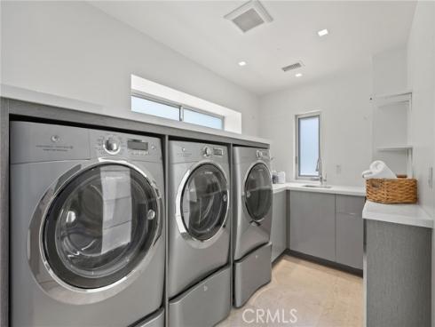 900  Gainsborough   Drive, Laguna Beach, CA