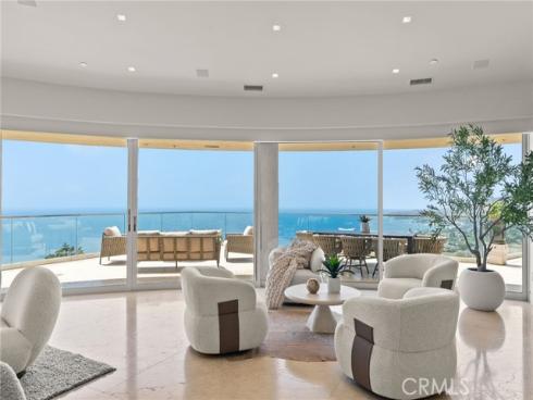 900  Gainsborough   Drive, Laguna Beach, CA