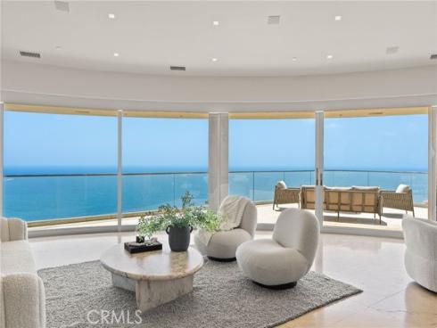 900  Gainsborough   Drive, Laguna Beach, CA