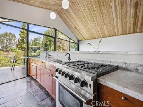 686  Diamond   Street, Laguna Beach, CA