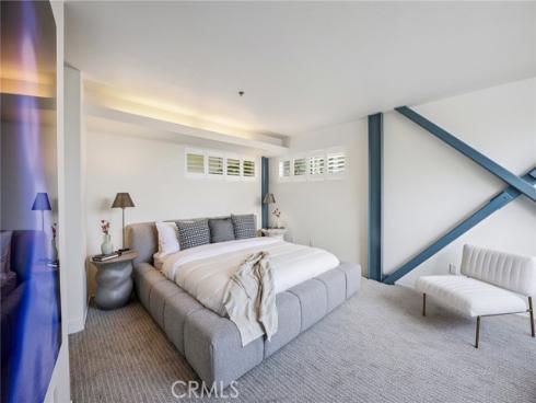 686  Diamond   Street, Laguna Beach, CA