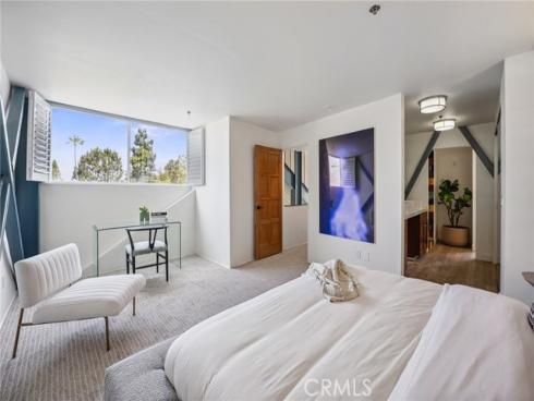 686  Diamond   Street, Laguna Beach, CA