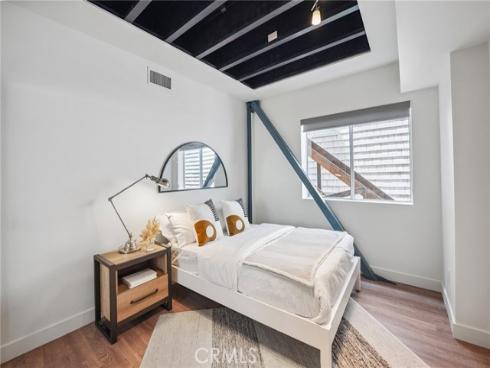 686  Diamond   Street, Laguna Beach, CA