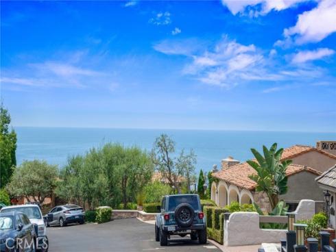 686  Diamond   Street, Laguna Beach, CA