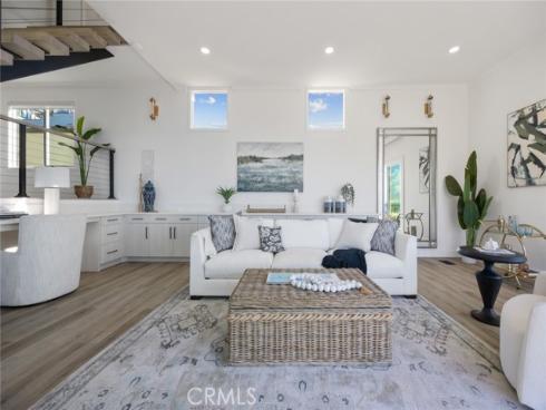 32015 Point Place , Laguna Beach, CA