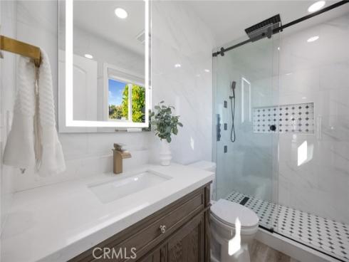 32015 Point Place , Laguna Beach, CA