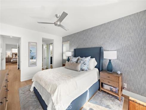 240  Moss  4  Street, Laguna Beach, CA