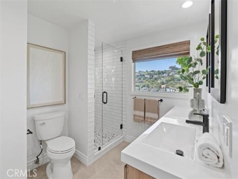 1056  Madison   Place, Laguna Beach, CA