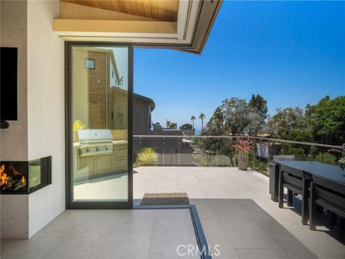 702  Diamond  , Laguna Beach, CA