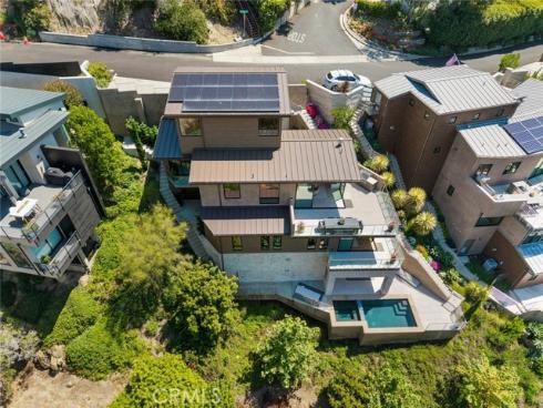 702  Diamond  , Laguna Beach, CA