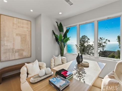 31 N Vista De Catalina  , Laguna Beach, CA