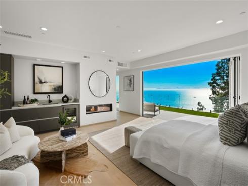 31 N Vista De Catalina  , Laguna Beach, CA