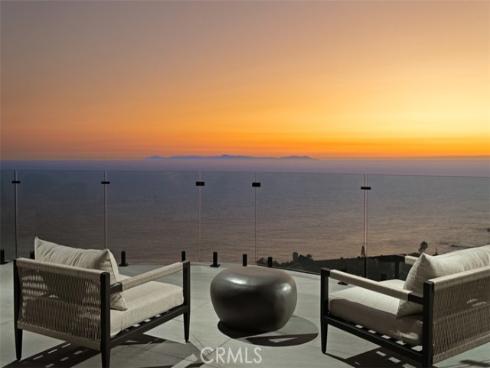 31 N Vista De Catalina  , Laguna Beach, CA