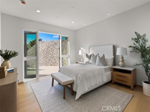 31 N Vista De Catalina  , Laguna Beach, CA