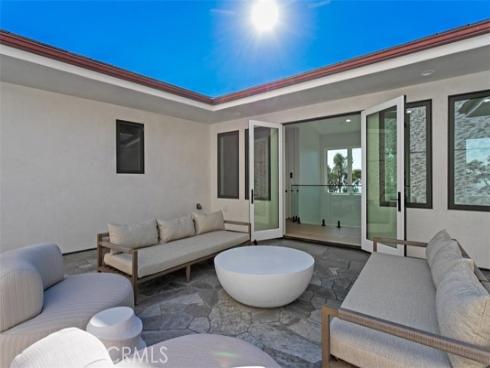 31 N Vista De Catalina  , Laguna Beach, CA