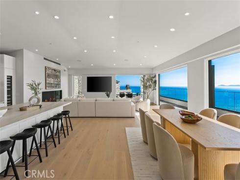 31 N Vista De Catalina  , Laguna Beach, CA