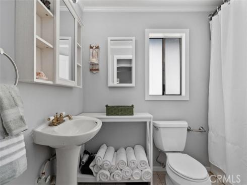 1595  Arroyo Drive  , Laguna Beach, CA