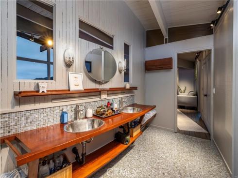 2480 Iris Way, Laguna Beach, CA