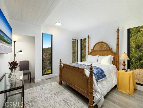 2480 Iris Way, Laguna Beach, CA