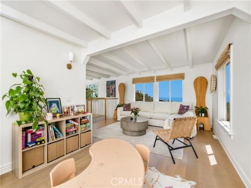 1071  Oro   Street, Laguna Beach, CA