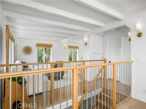 1071  Oro   Street, Laguna Beach, CA