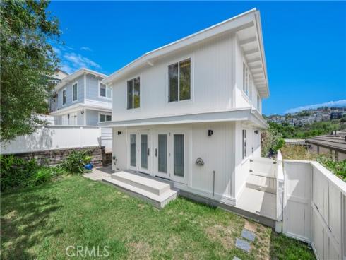 1071  Oro   Street, Laguna Beach, CA