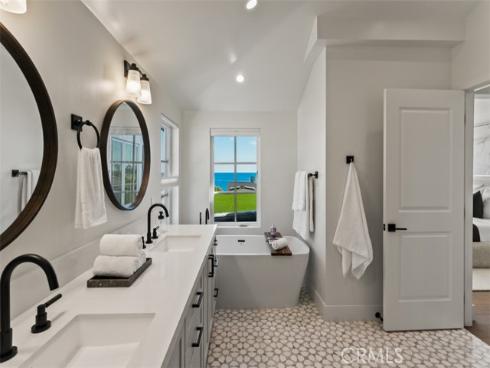 1373 N Coast   Highway, Laguna Beach, CA