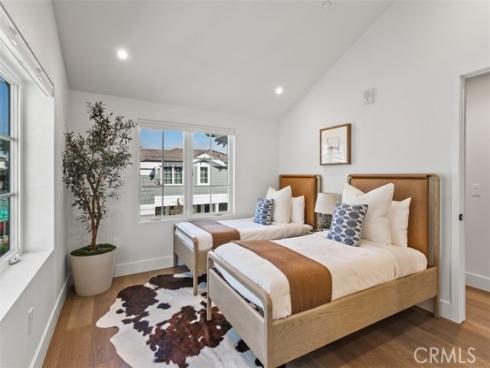 1373 N Coast   Highway, Laguna Beach, CA